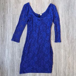 💖 H&M Bodycon purple lace dress